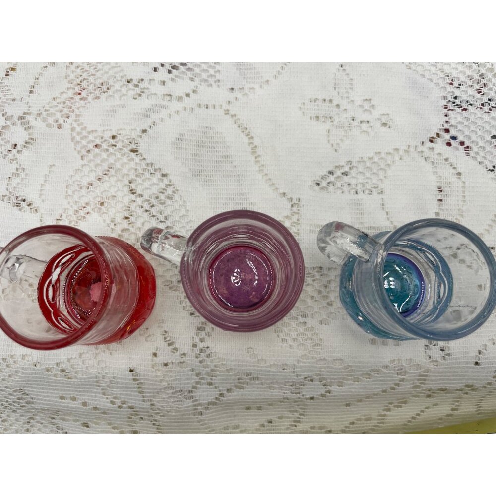 Set Of 3 Miniature Glass Shot Mugs Red Purple & Blue Bases Vintage Style Decorat - Picture 3 of 5